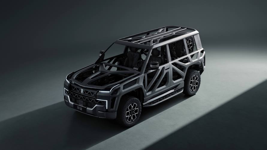 广州233仰望U8硬派越野的科技魅力，国能汽车对传统燃油车市场的冲击